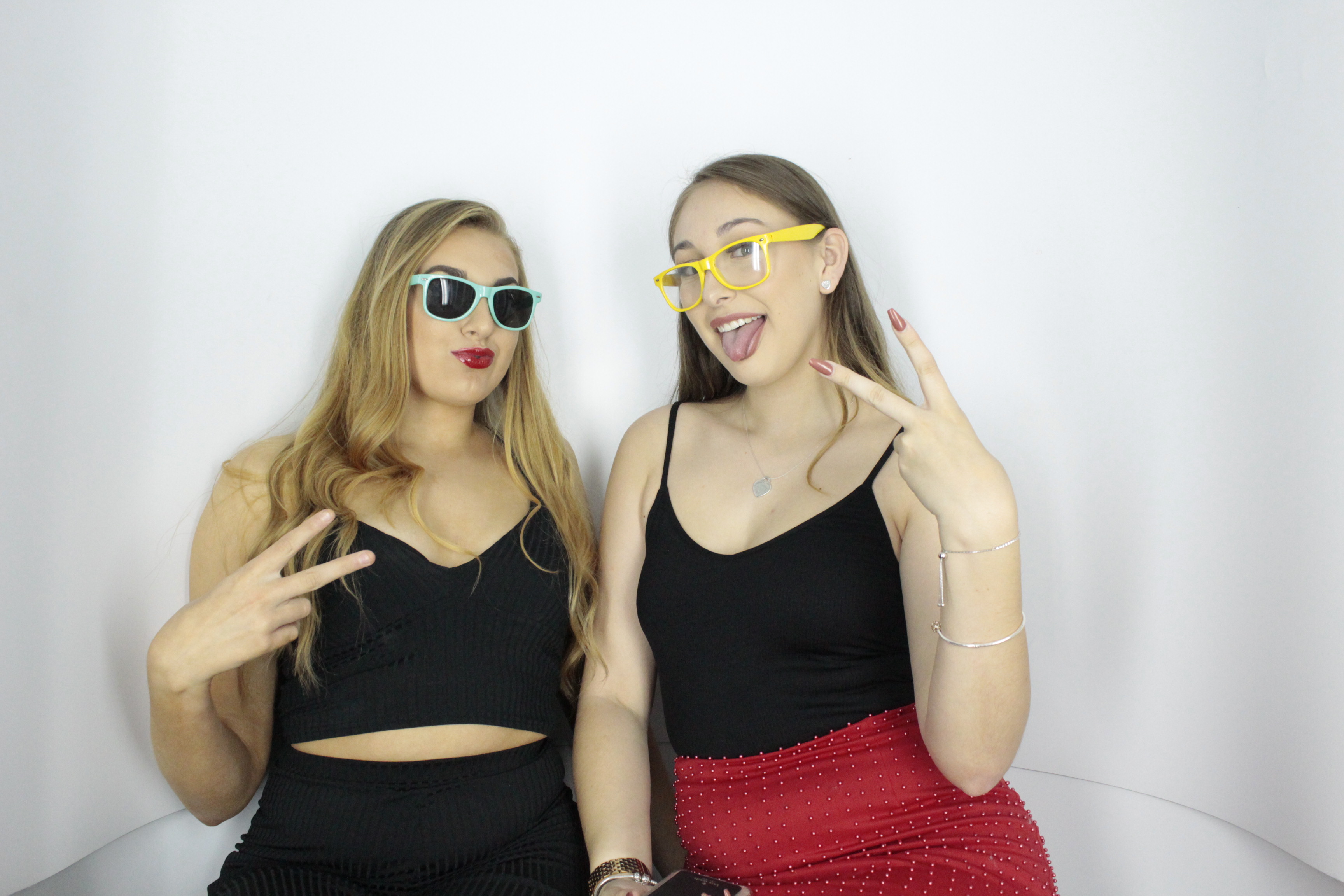 Isobel 18th Birthday Party  | View more photos from the event at gallery.myphotoboothexperience.co.uk/u/MyPhotoBoothExperienceLtd/Isobel-18th-Birthday-Party